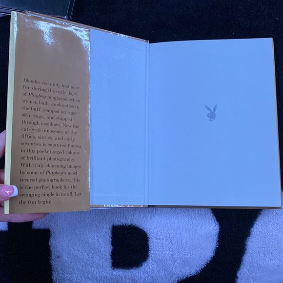 Playboy Blondes Book - Picture 3 of 5